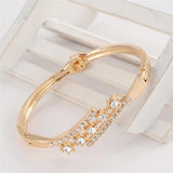 Delicate High Grade Created Crystal Decoration Bracelet Beautiful Women Accessory With Shinning Synthetic Rhinestone