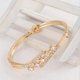 Delicate High Grade Created Crystal Decoration Bracelet Beautiful Women Accessory With Shinning Synthetic Rhinestone